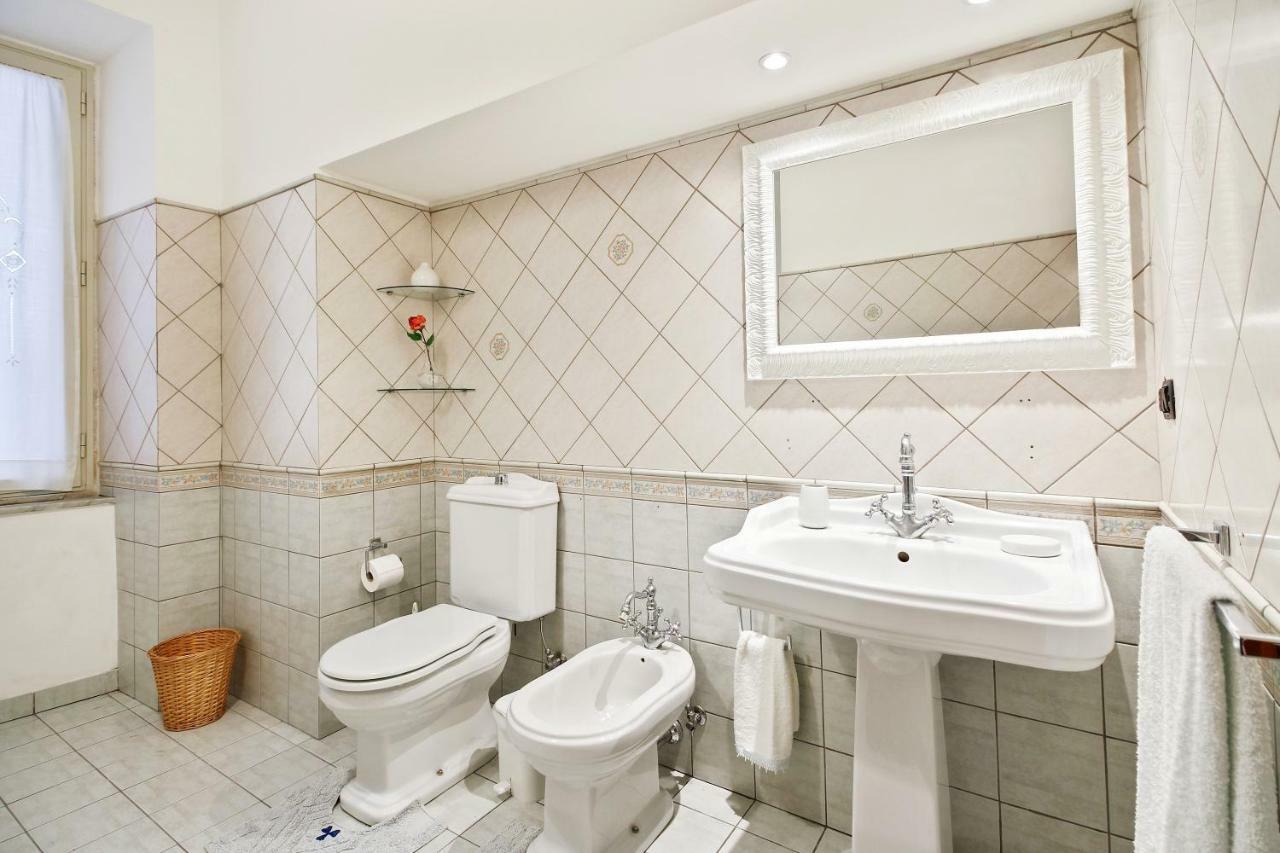 Central Balcony Apartment 卡塔尼亚 外观 照片