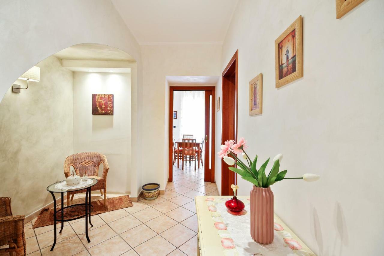 Central Balcony Apartment 卡塔尼亚 外观 照片